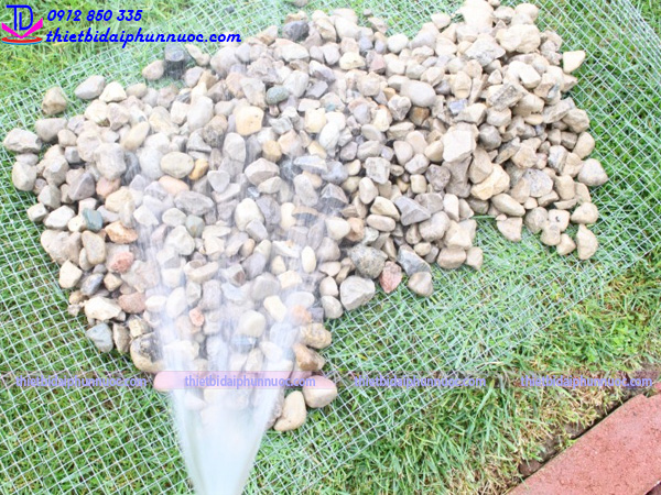Đài phun nước bằng chậu cây 8