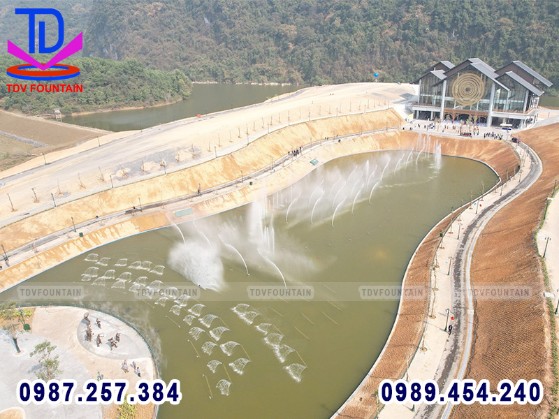 Nhạc nước nhà ga cáp treo Hương Bình - Chùa Tiên - Hòa Bình 3