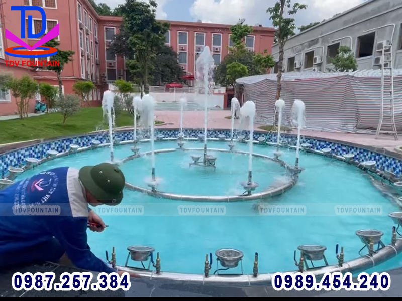 Đài phun nước trường Đại học Thủy Lợi - Hà Nội 5