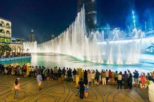 Nhạc nước thu hút đông đảo khách du lịch cho địa điểm tham quan