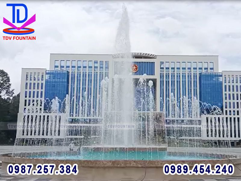 Thi công lắp đặt Đài phun nước tại Quân khu 7