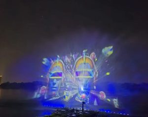 Nhạc nước 3D mapping là sự kết hợp giữa màn phun nước và công nghệ trình chiếu 3D mapping.