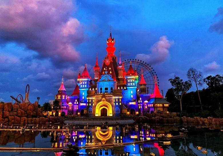 Hệ thống hiệu ứng đèn led đặc biệt.