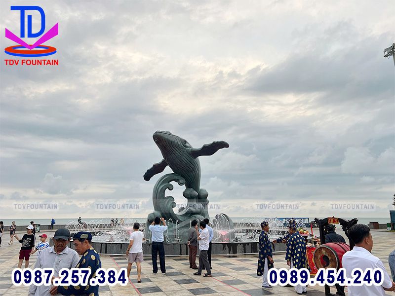 Thu hút đông đảo người dân và du khách 