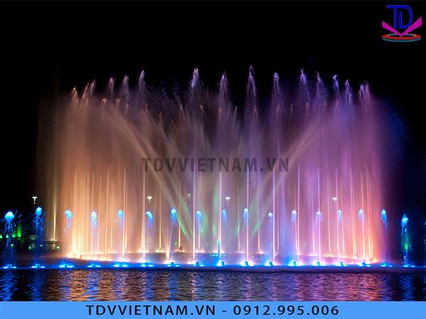 Hệ thống phun nước tạo hình nghệ thuật: Cấu tạo, hiệu ứng và ứng dụng thực tế