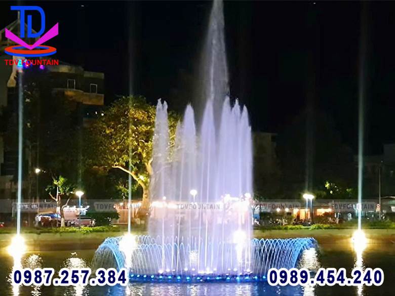 Đài phun nước phao nổi hồ Trúc Giang – Bến Tre