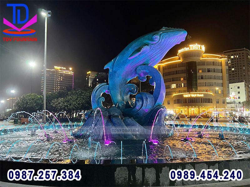 Đài phun nước tạo điểm nhấn trên trục tiếp cận sảnh chính