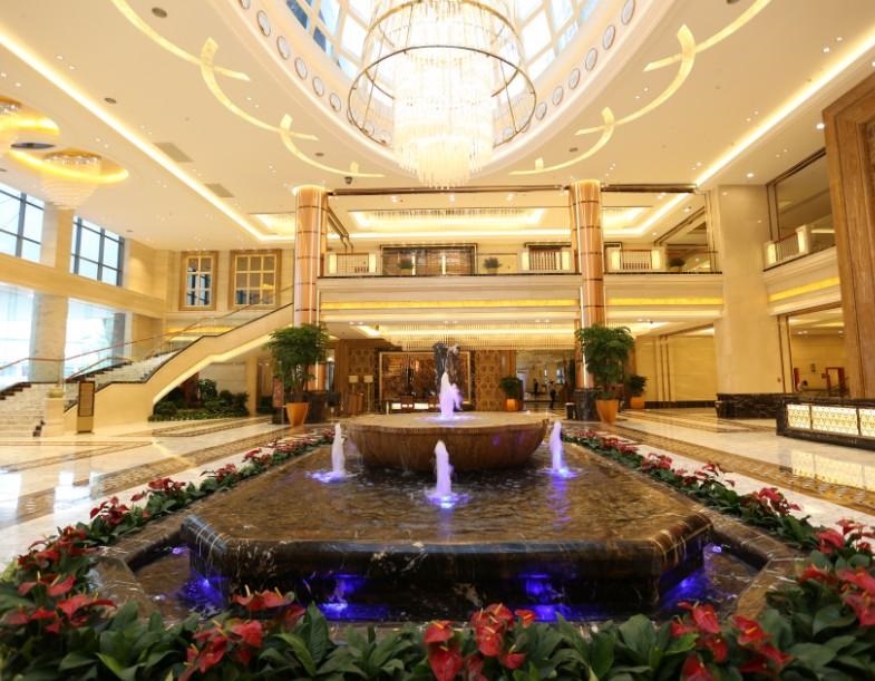 giải pháp đài phun nước trước sảnh chính