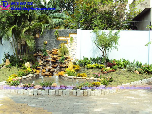 Đài phun nước hòn non bộ