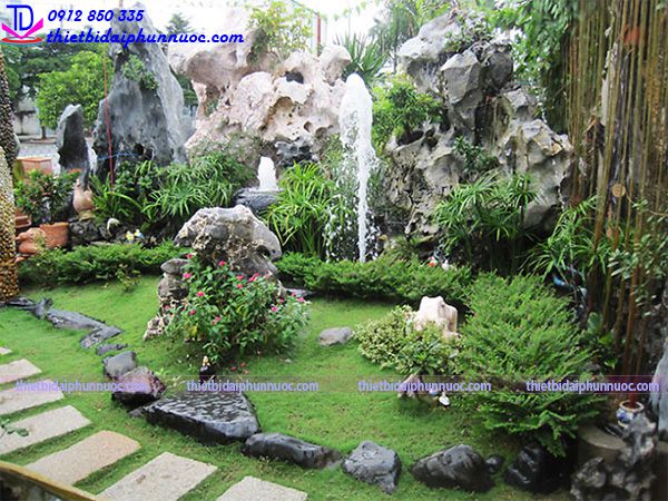 Đài phun nước hòn non bộ